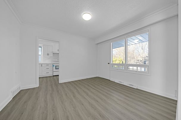 For Lease - 129 Burbank Drive Unit# Main Floor, Toronto, Ontario - Photo 1