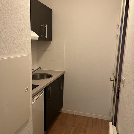 Location Appartement 1 pièce 21m² PESSAC 33600 - Photo 3