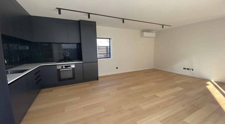 Family home in Hanley's Farm - Photo 4