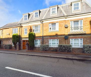 Station Road Hampton - 1 bedroomProperty for lettings - Chasebuchanan - Photo 1