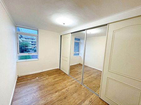 2 bed apartment to rent in NE37 - Photo 3