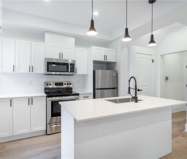 204 BALSAM Avenue S Unit# 2, Hamilton, Ontario, L8M3B8 - Photo 5