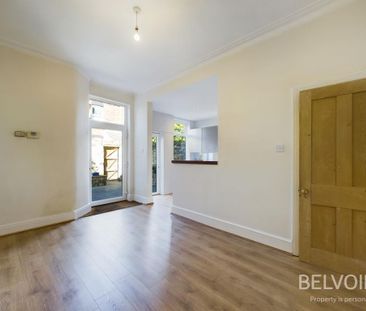 3 bedroom terraced house to rent - Photo 2