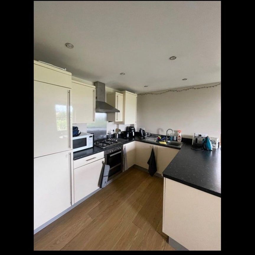 Room in a Shared Flat, Ashley Apartments, BS7 - Photo 1