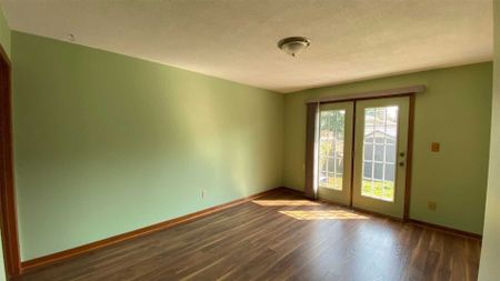 For Lease - 313 Main Street, St. Catharines, Ontario - Photo 5