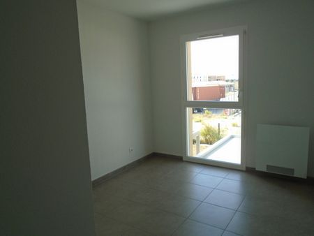 Location Maison 4 pièces 73m² CARPENTRAS 84200 - Photo 3