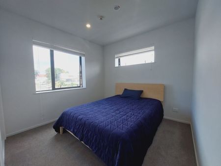 Fully Furnished 3 bedroom Modern Apartment - Photo 4