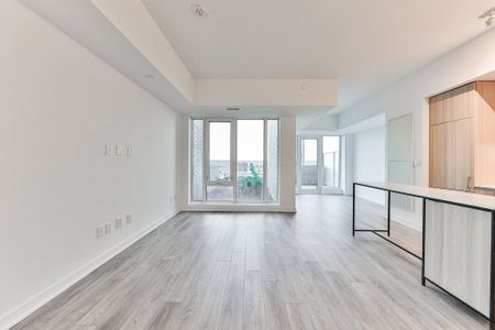 For Lease - 220 Missinnihe Way Unit# 112, Mississauga, Ontario - Photo 3