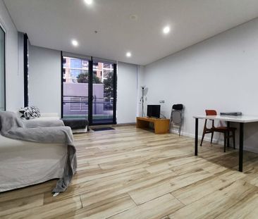 Convenience 3 bed room apartment - Photo 2