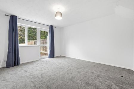 2 bedroom semi-detached house to rent - Photo 3