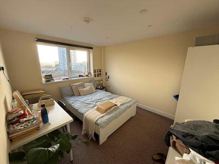 Kisar Court, Salisbury Street, SO15 - Photo 3