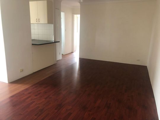 Charming 2-Bedroom Unit for Lease: Prime Location - Photo 1