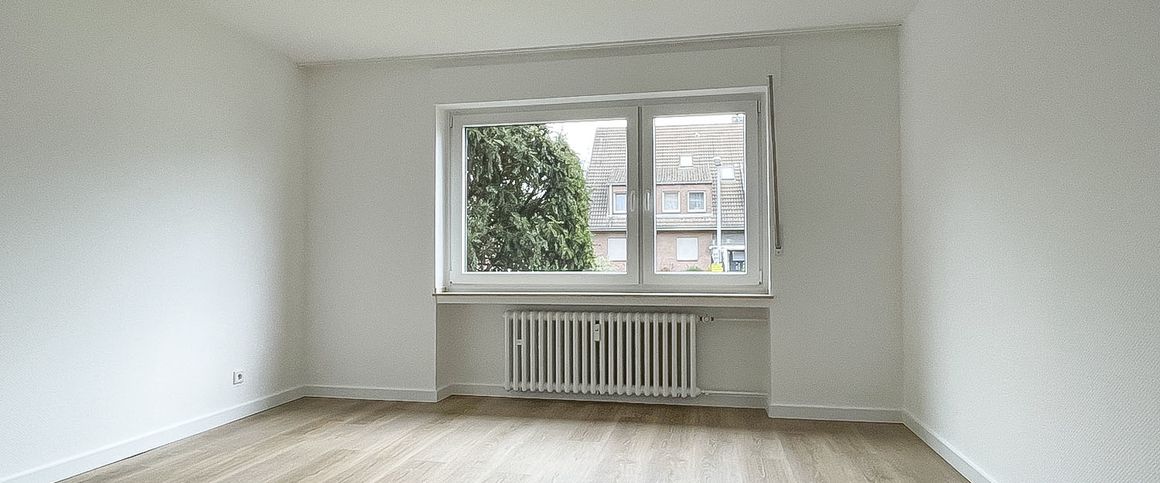 Frisch renovierte, helle 3-Zimmer-Wohnung in direkter Rheinnähe! - Photo 1