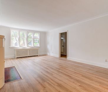 For Lease - 2 Aldbury Gardens, Toronto, Ontario - Photo 1