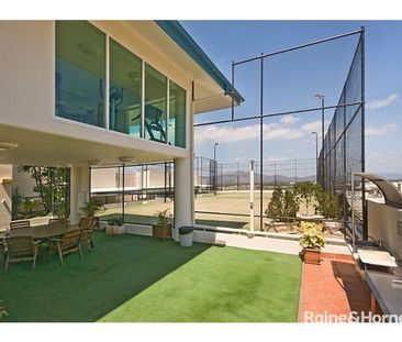 FULLY FURNISHED SPACIOUS UNIT - Photo 5