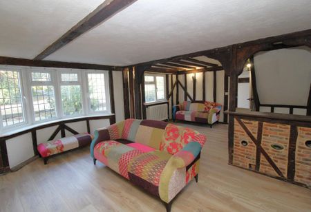 3 bedroom end of terrace house to rent - Photo 4