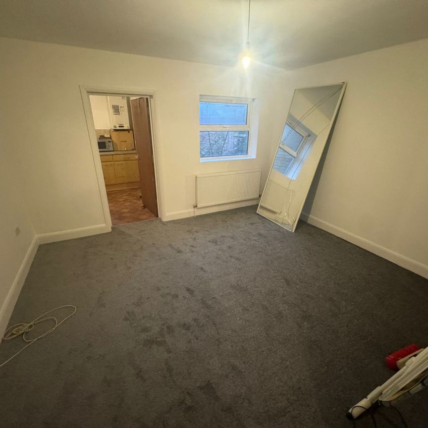 Gerorge Lane, Lewisham, SE13 6 - Photo 1