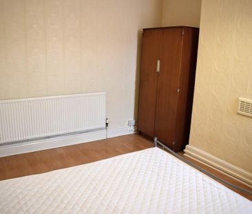 9 bedroom terraced house to rent - Photo 1