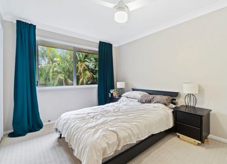 Spacious 3 Bedroom Townhouse - Photo 5