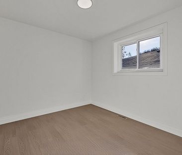 For Lease - 703 Sunnypoint Drive Unit# Main, Newmarket, Ontario - Photo 1