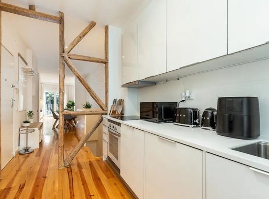 Calçada dos Mestres, Lisbon, Lisbon 1070-275 - Photo 1