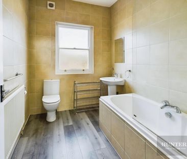 2 bedroom Flat To Let Total Size: 614 SQ FT - Photo 4