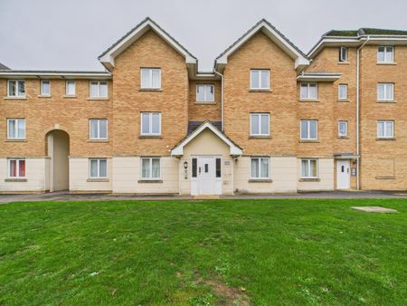 2 bedroom flat to rent - Photo 2