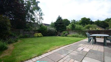 Marshall Close, Purley On Thames, Reading, RG8 - Photo 4