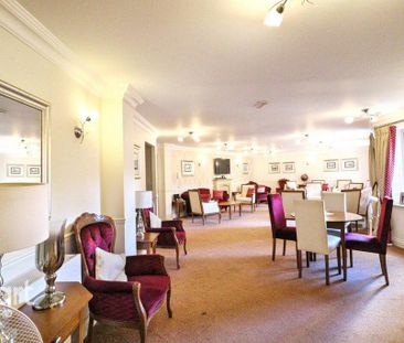 1 bedroom retirement property to rent - Photo 5