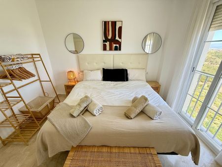 Apartment – Penthouse in Manilva - Photo 4