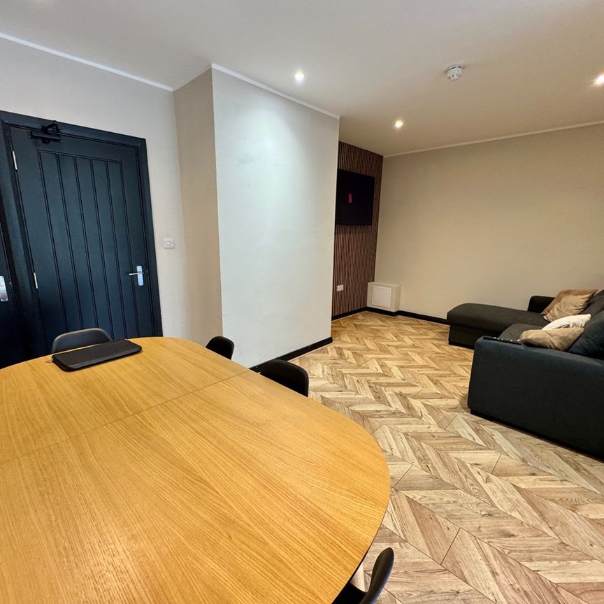 6 Bed Semi-Detached House, Beeston Road, NG7 - Photo 1