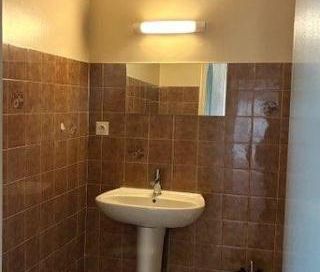 A LOUER : Un appartement de type F1 Bis de 35m² situé au 4ème étage... - Photo 6