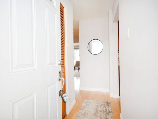 For Lease - 2335 Council Ring Road Unit# Main, Mississauga, Ontario - Photo 1