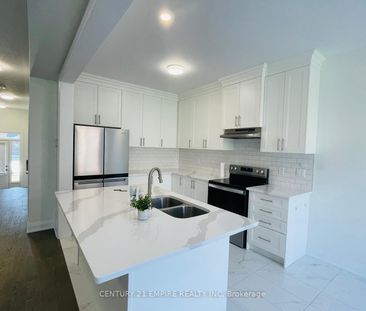 For Lease - 65 Copperhill Heights, Barrie, Ontario - Photo 6