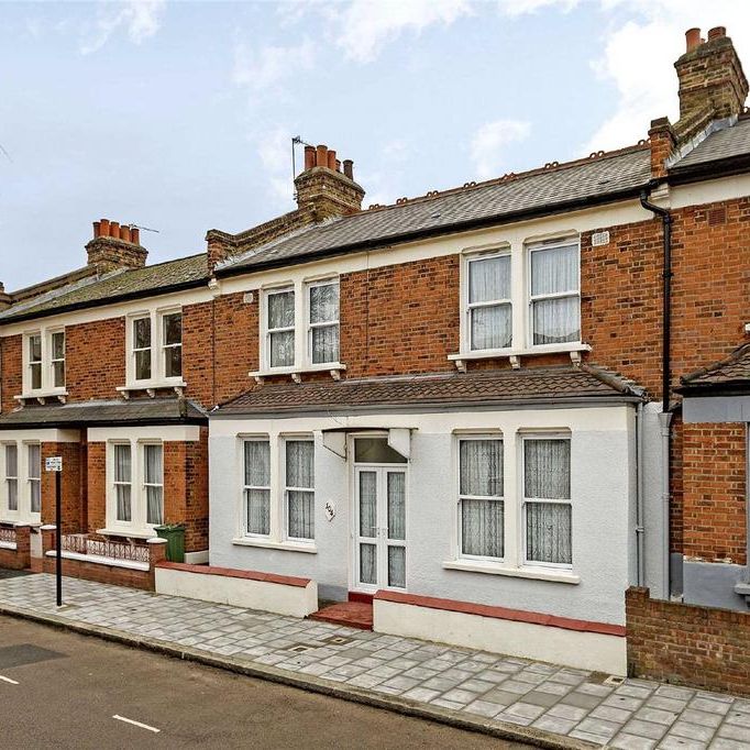 4 bedroom house to rent - Photo 1