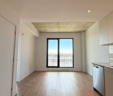 2365 Rue des Équinoxes Montréal (Saint-Laurent), QC H4R - Photo 6