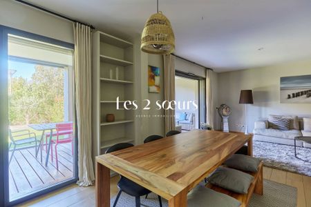 Appartement à louer - Aix-en-Provence 5 pièces de 123.89 m² - Photo 2