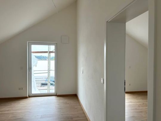 Moderne 2-Zimmer-Wohnung mit Balkon! - Foto 1