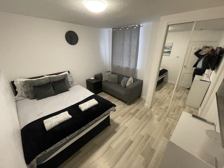 None, G/R 206, Blackness Road, DD1 5PN, Dundee - Photo 2