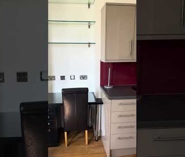 9 Bed Terraced House, Brentwood, M6 - Photo 4