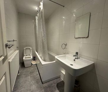 4 bedroom terraced house to rent - Photo 1