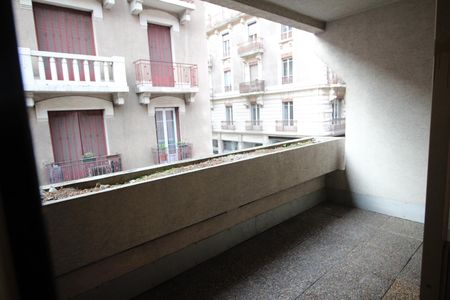 Location Appartement 1 pièce 20m² GRENOBLE 38000 - Photo 4