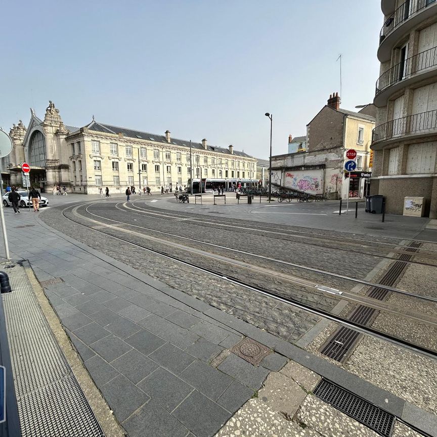 Location Appartement 1 pièce 19m² TOURS 37000 - Photo 1