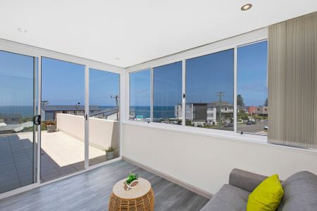 Stunning 3-Bedroom Fully Furnished Penthouse for Short-Term Rental in the Entrance - Photo 5