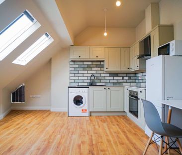 Flat 5, 4 Paradise Square, Sheffield, S1 2PE - Photo 2