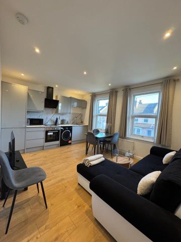 Room in a Shared House, Lancing Road, CR0 - Photo 2