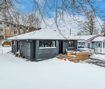 For Lease - 10 Weaver Street, Cambridge, Ontario - Photo 1