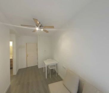 Piso de alquiler en Calle de las Fraguas, Casco Histórico de Barajas - Photo 1