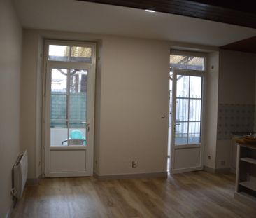 Location Appartement 1 pièce 26m² VILLENEUVE SUR LOT 47300 - Photo 1