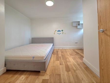 1 Bed Flat, Nightingale Grove, SE13 - Photo 3